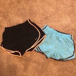 2 NIKE Shorts